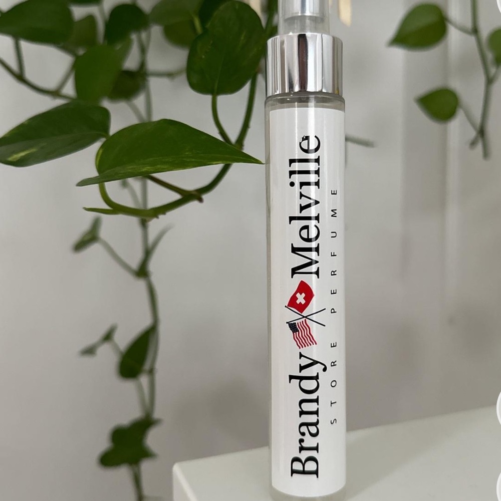 Brandy Melville store perfume